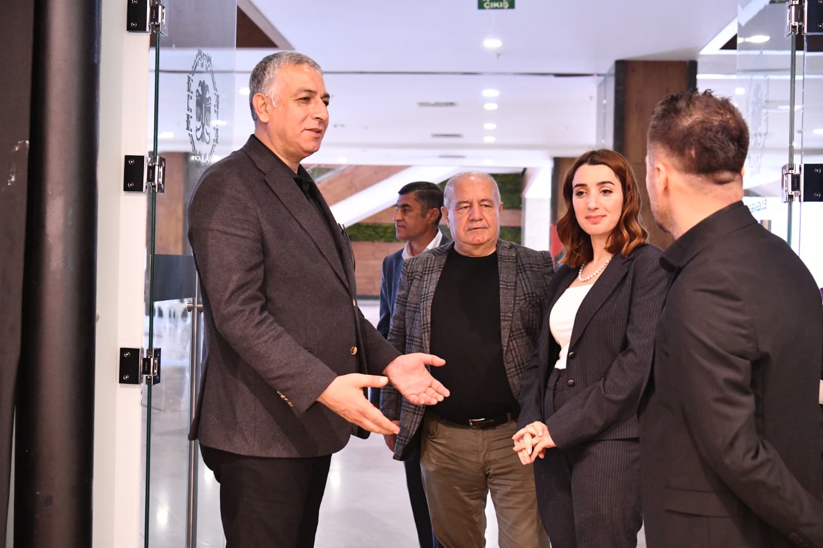 2c27d79a-1614-4378-bc9a-7ecba58ad10c