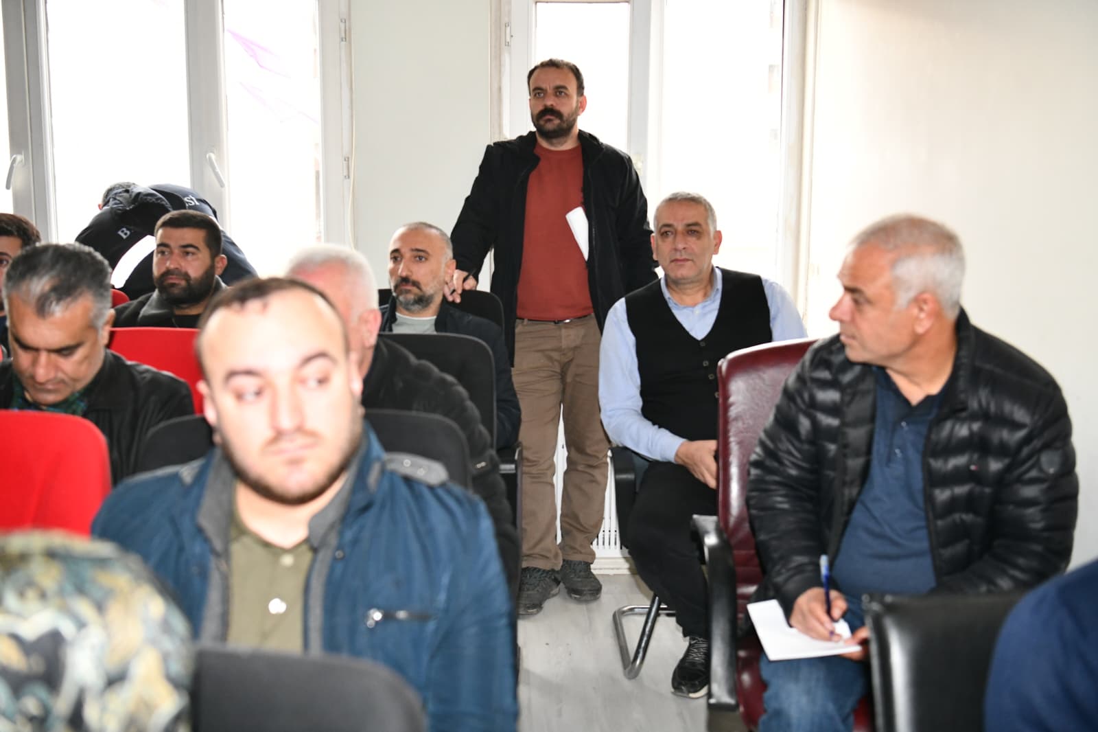 b77d1c92-086e-4c09-8df4-4572bc9fca19