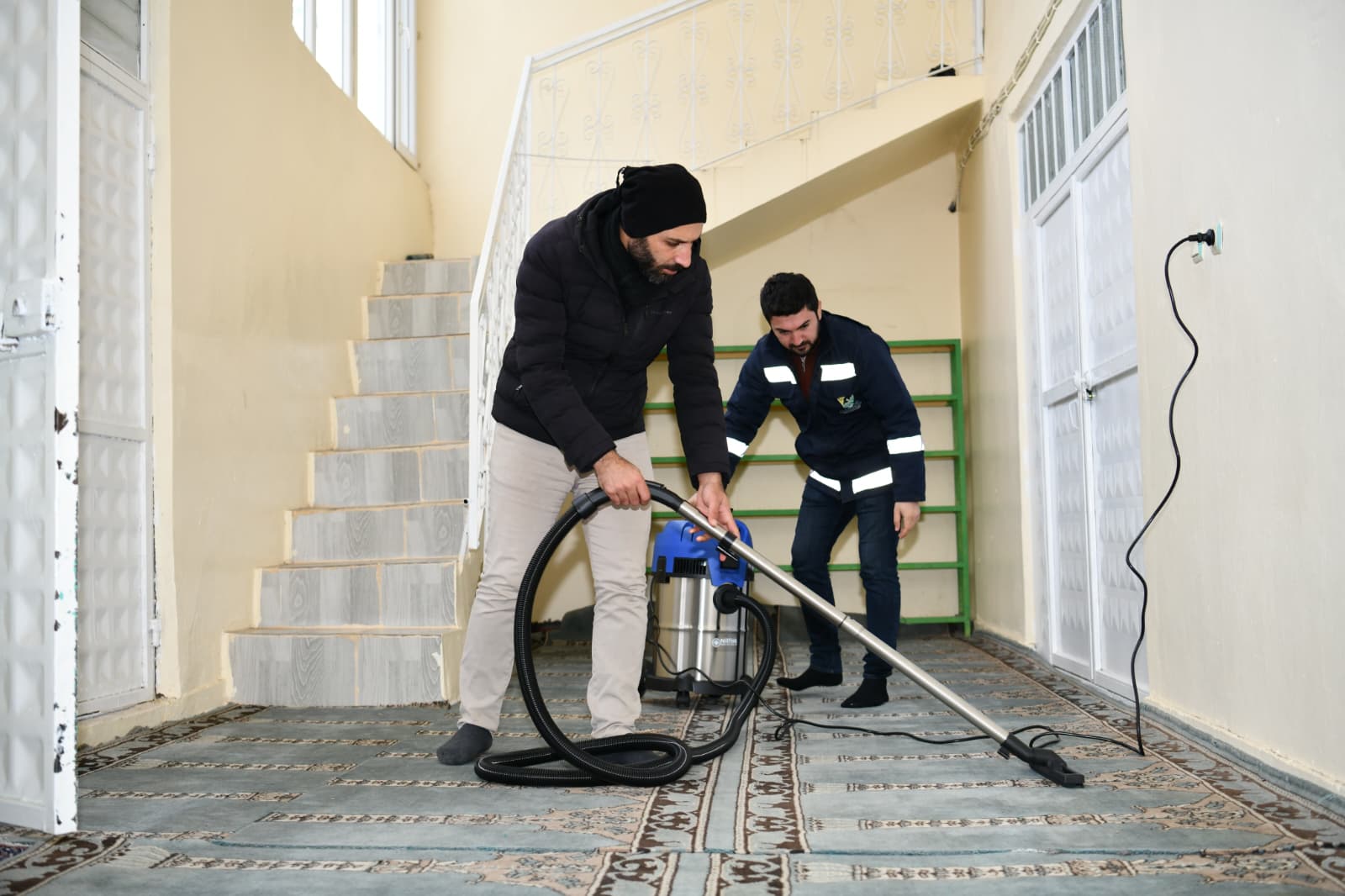 dfddb15b-98da-46b5-ac49-30b5d97e9081