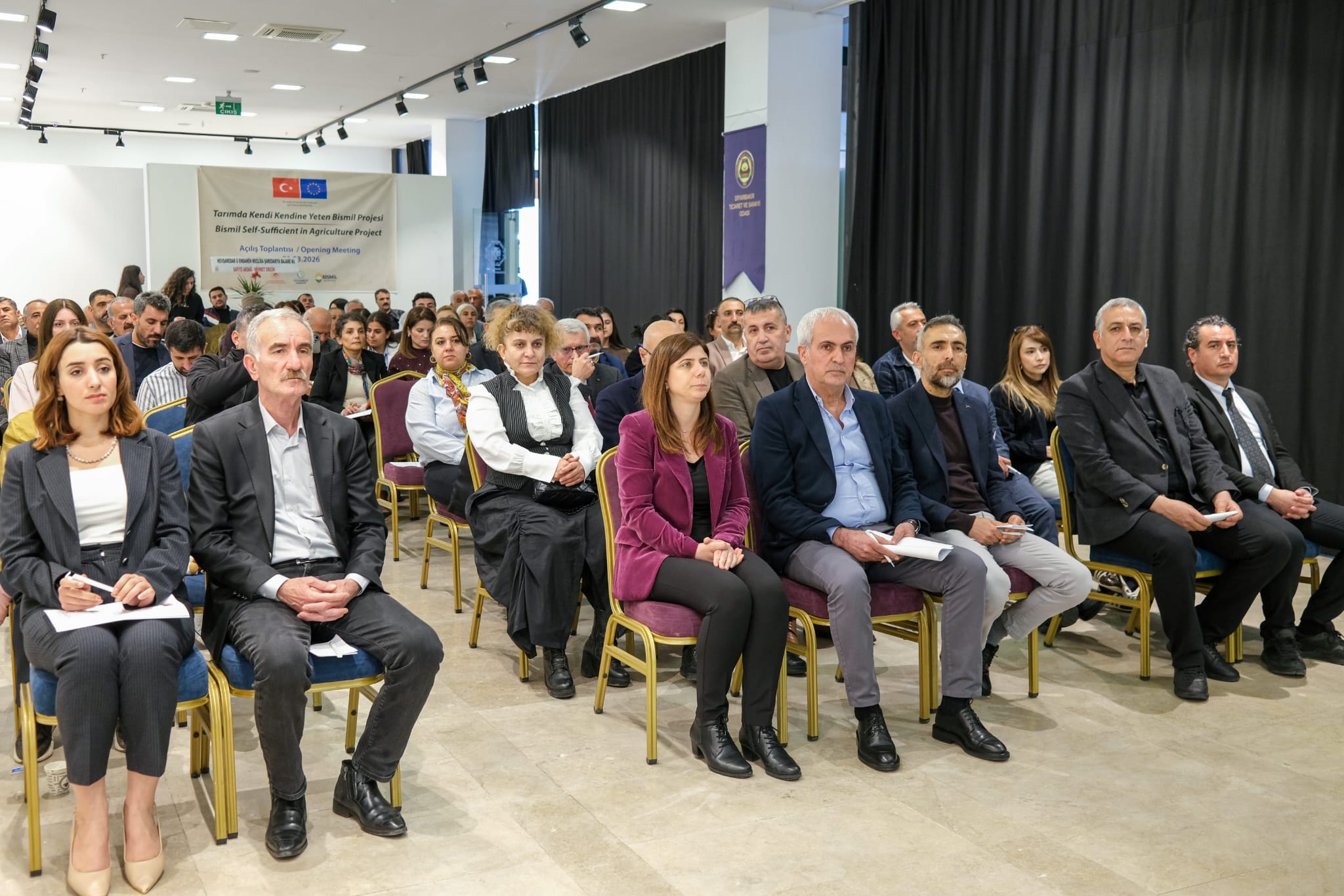 ef16d3d4-25b8-4efe-a82b-7e8035df5cc7